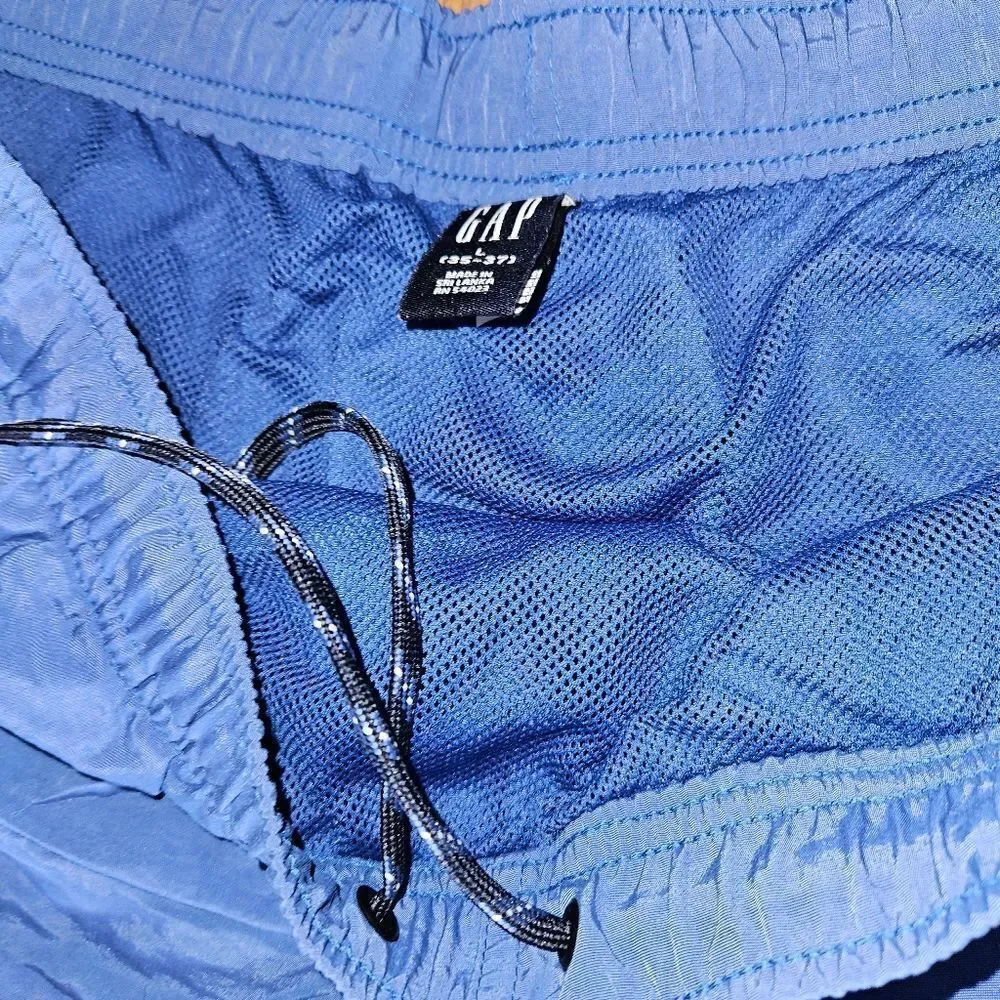 NWOT GAP MENS‎ L Blue Swim trunks Swimsuit Excellent Condition 35 - 37 Waist